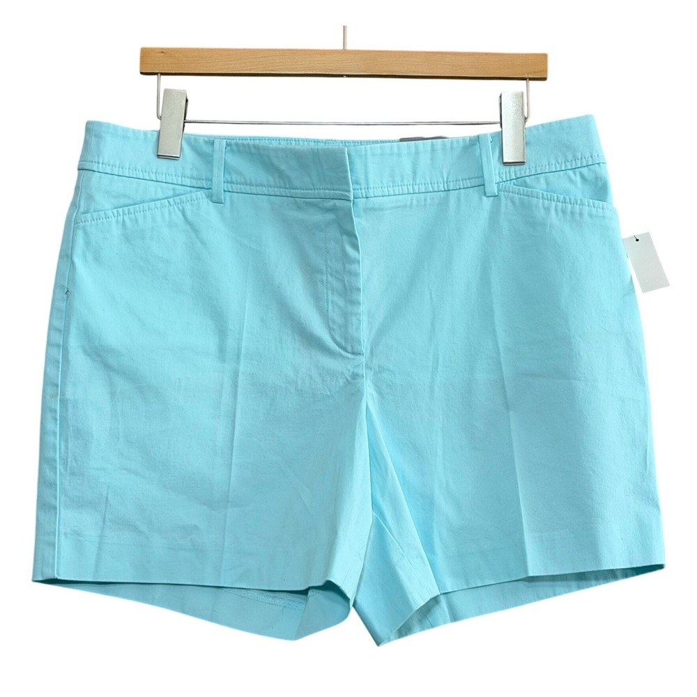 Talbots Women Perfect Short 5 Size 12 Aqua Blue Preppy Coastal Nautical Casual